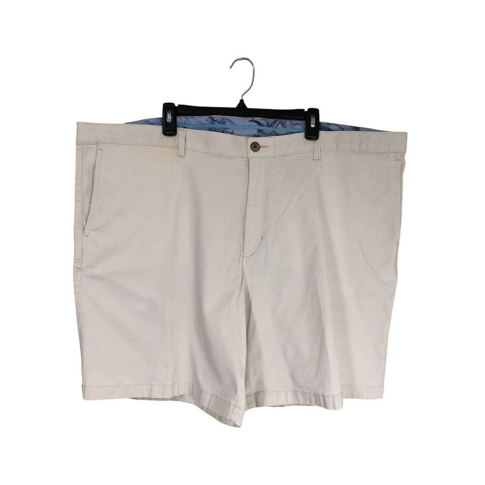 NWOT Tommy Bahama Shorts Cargo Size 50 RG Beige Flat-Front Mens